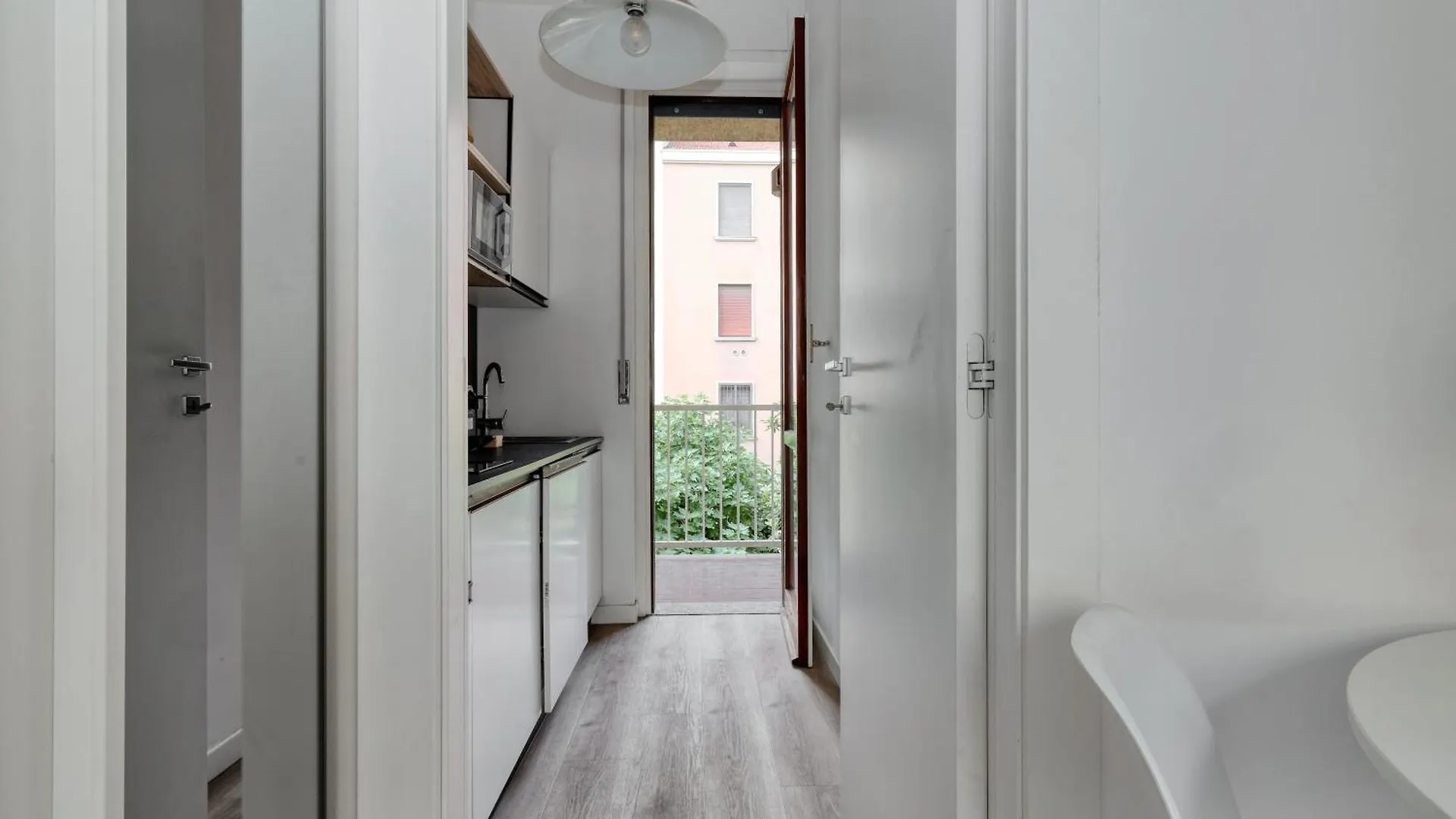 Apartment Joivy Lovely Studios Near Citylife Milan Italy