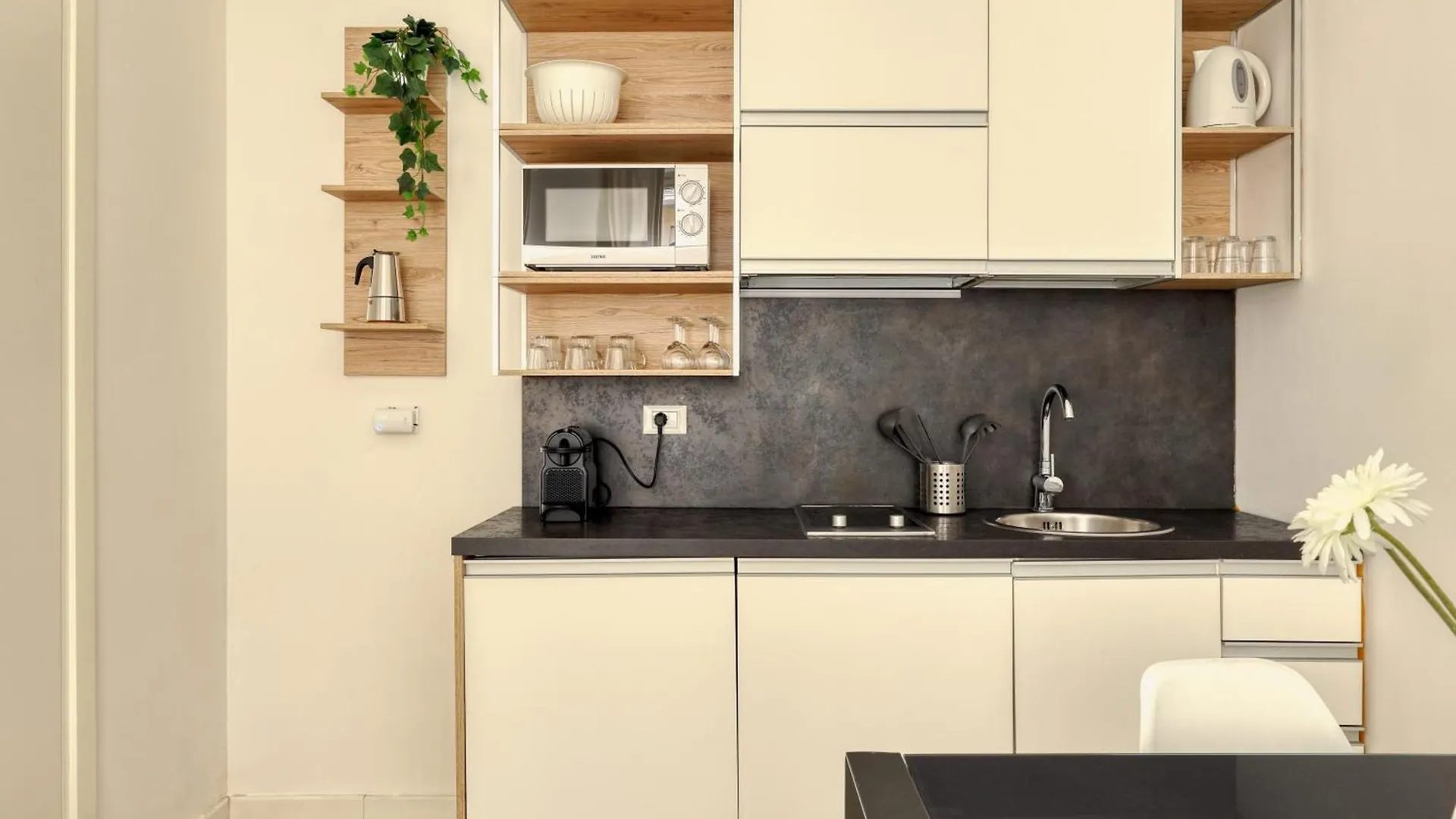 Apartment Joivy Lovely Studios Near Citylife Milan