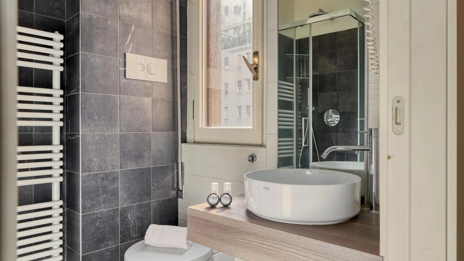 Joivy Lovely Studios Near Citylife Milan 0*,  Italy
